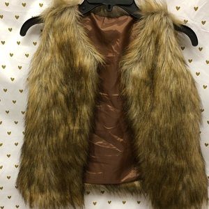 Faux fur vest size 8-9.